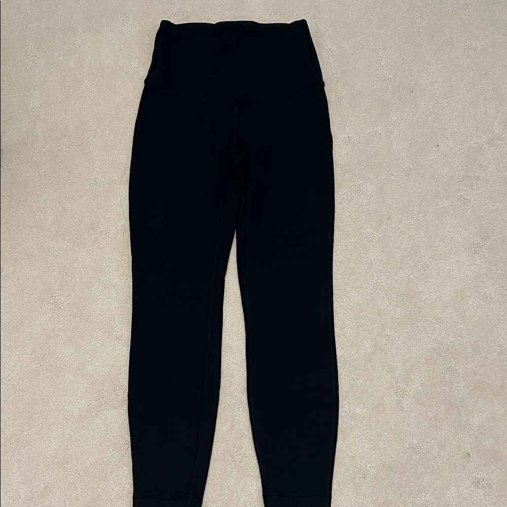 EUC Lululemon fleece lined Black Leggings